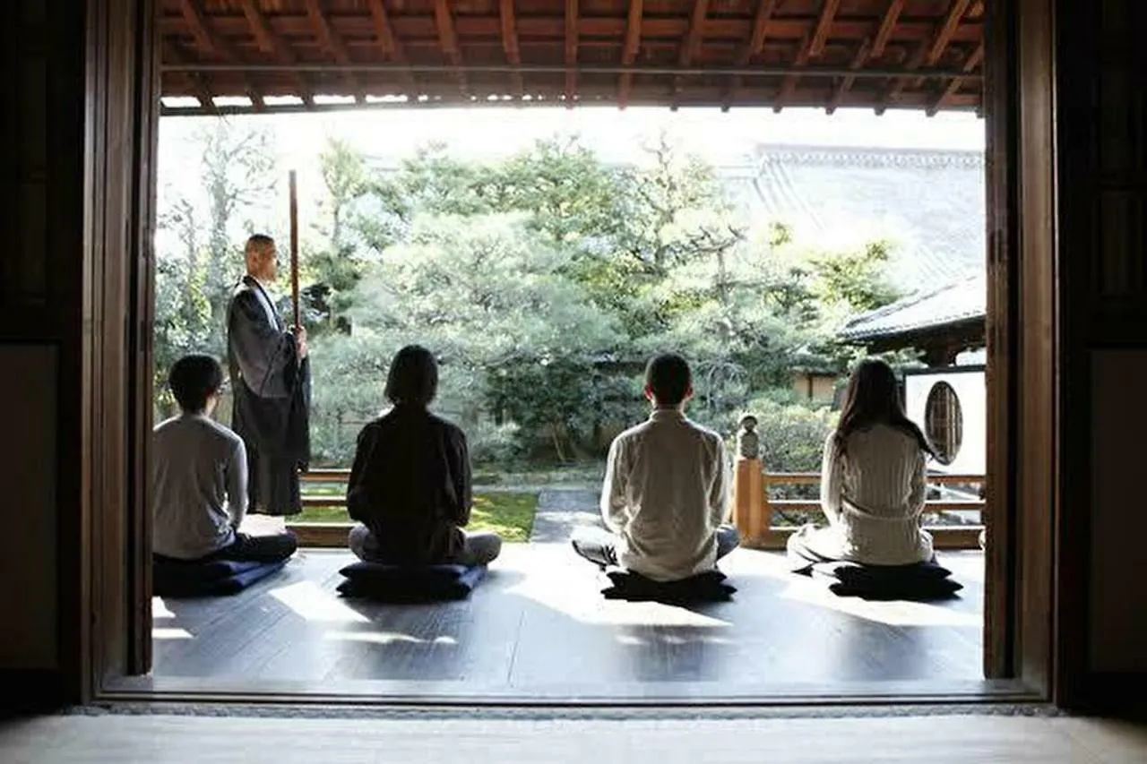 Jakie s\u0105 najlepsze hotele w pobli\u017Cu lokalizacji \u015Awi\u0105tynia  Fushimi Inari? Kioto